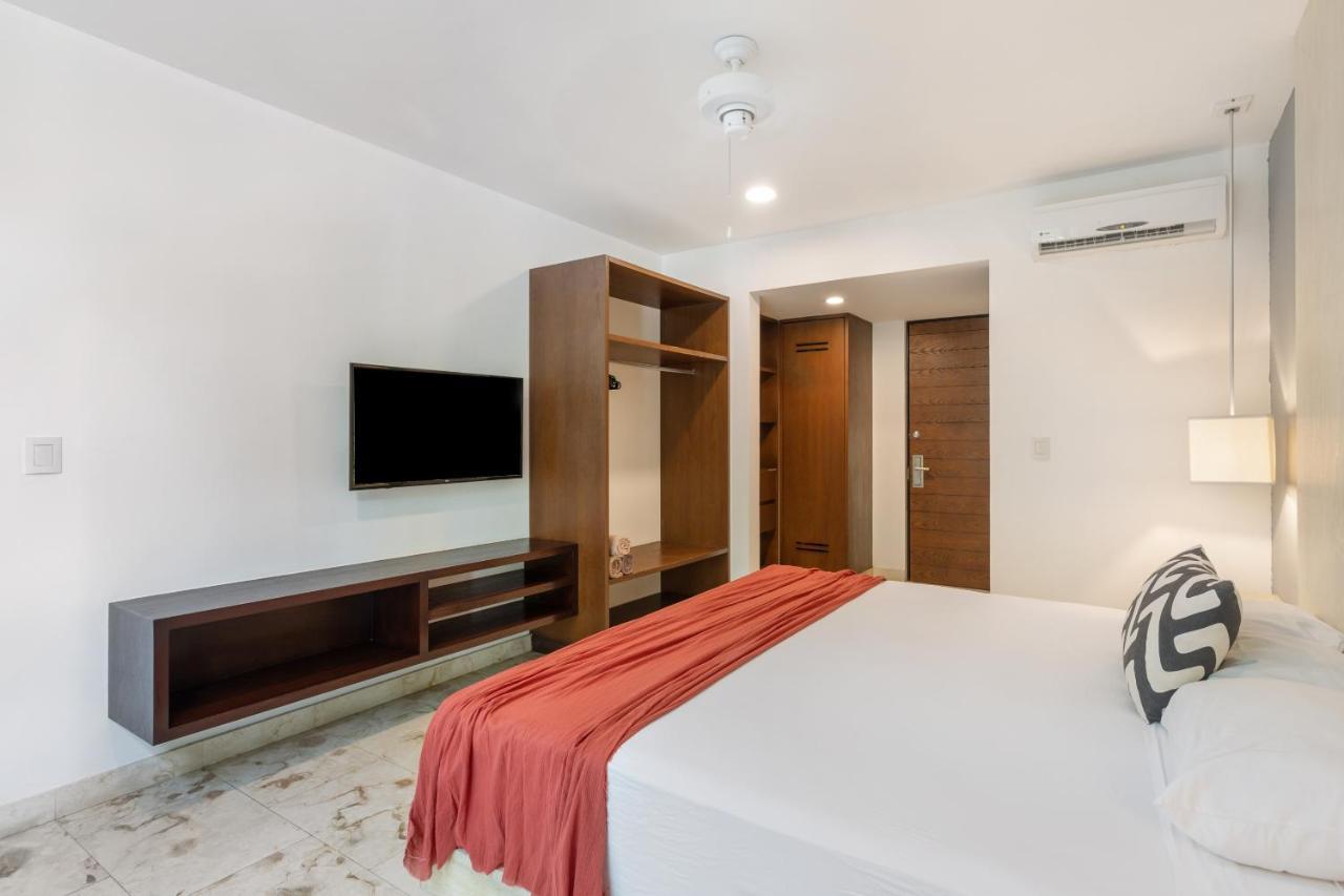 Anah Luxury Condos Плая дел Кармен Екстериор снимка