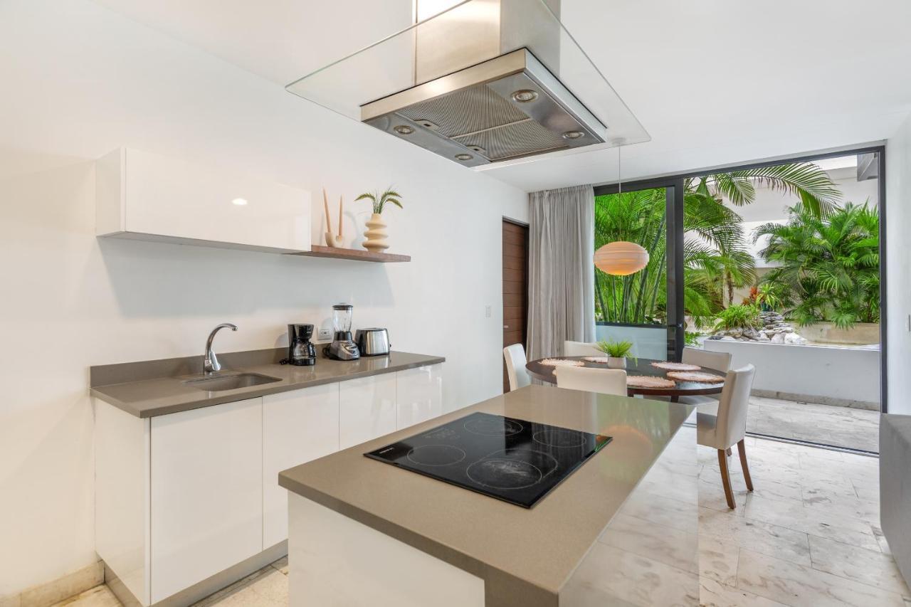 Anah Luxury Condos Плая дел Кармен Екстериор снимка